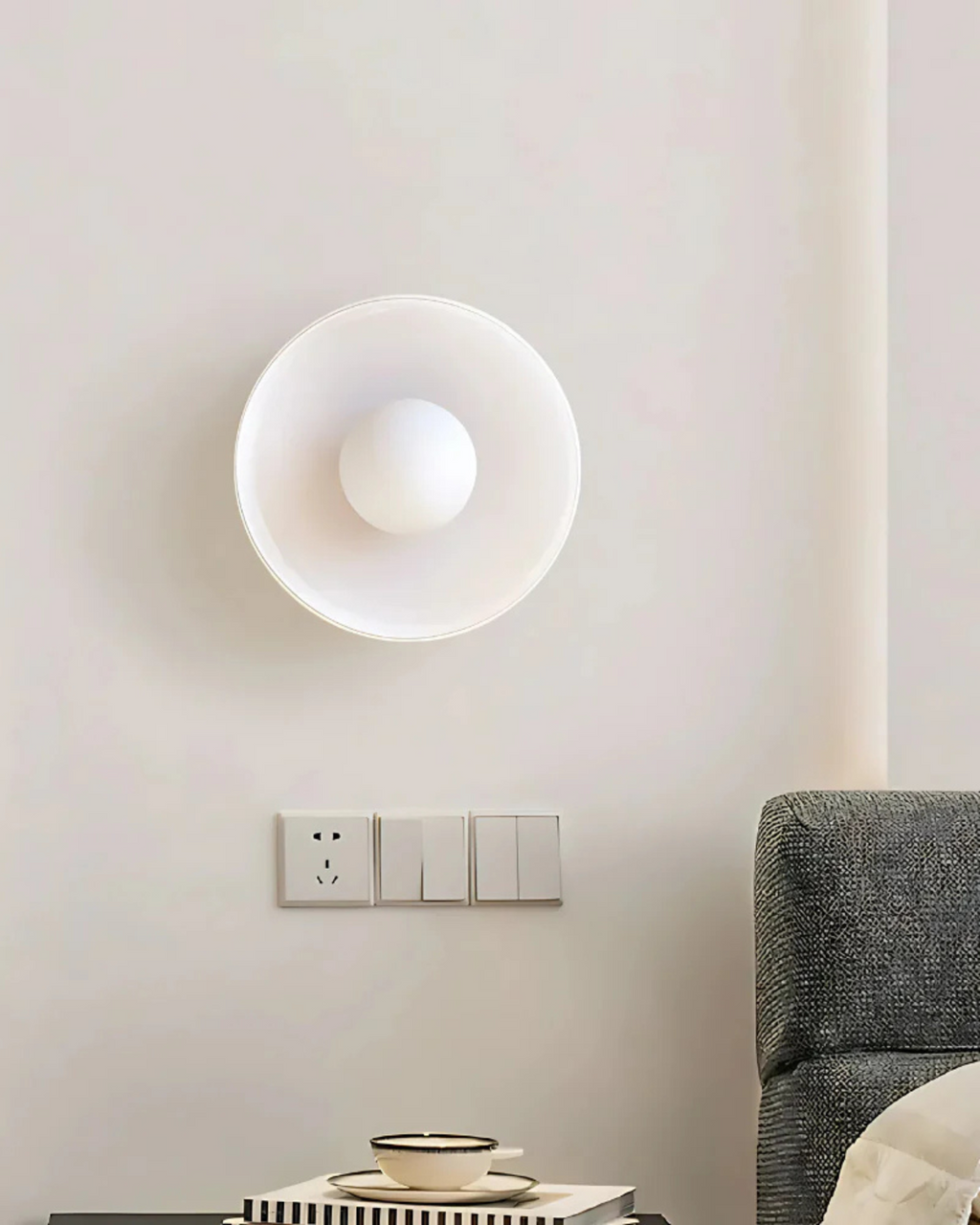 Artistic Decorative Lamp Combining Art and Light