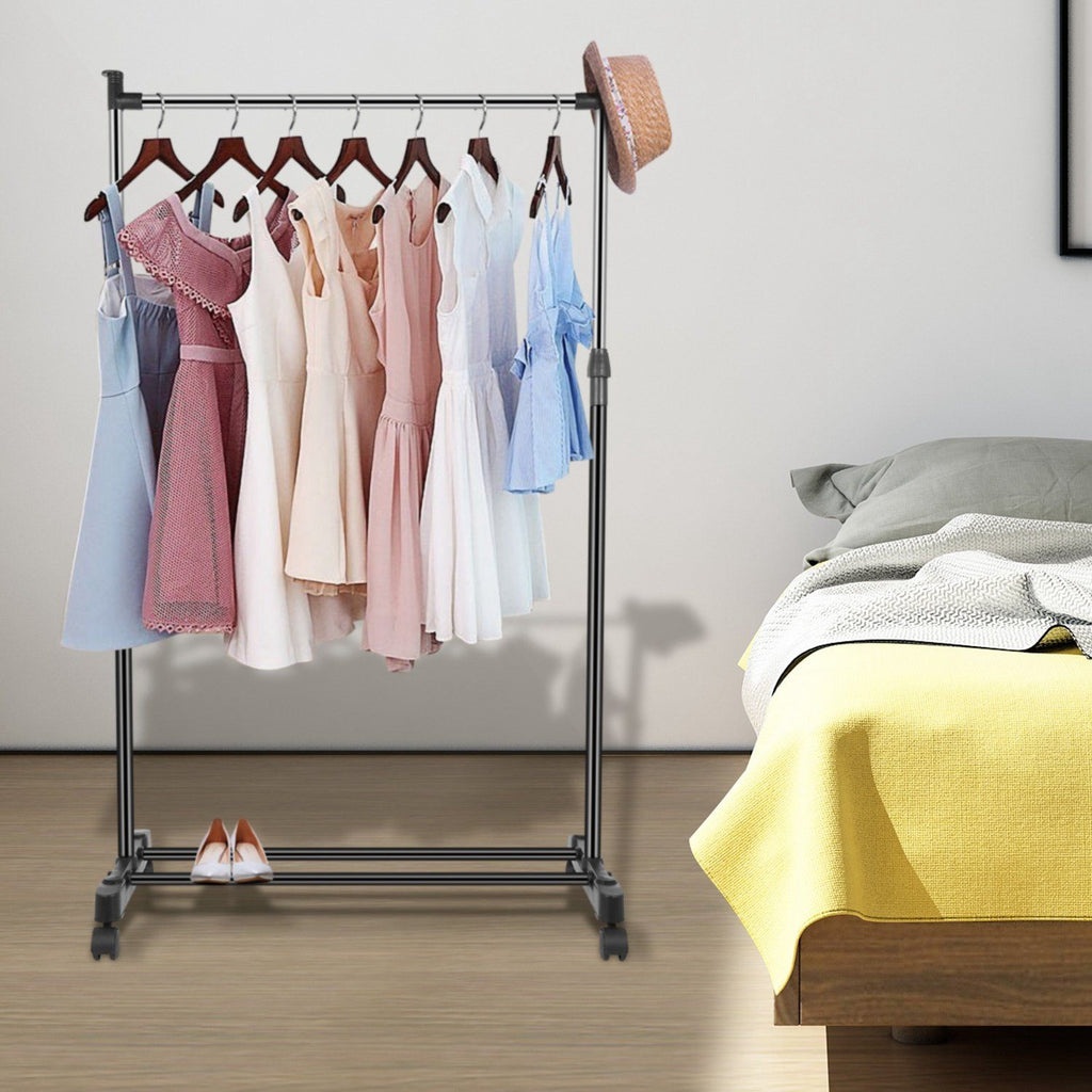 15 kg./33 lbs. height-adjustable clothing rack