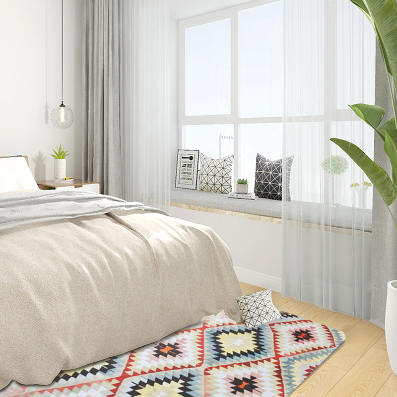 Retro Tribal Carpet with Aztec Native Americana Diamond Stain Resistant Power Loom Carpet for Home Decor