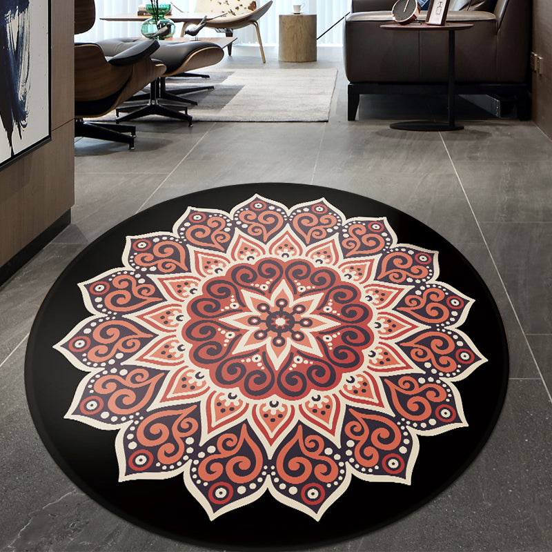 Retro Floral Rug Black and Red Moroccan Rug Polyester Non-Slip Back Rug for Bedroom