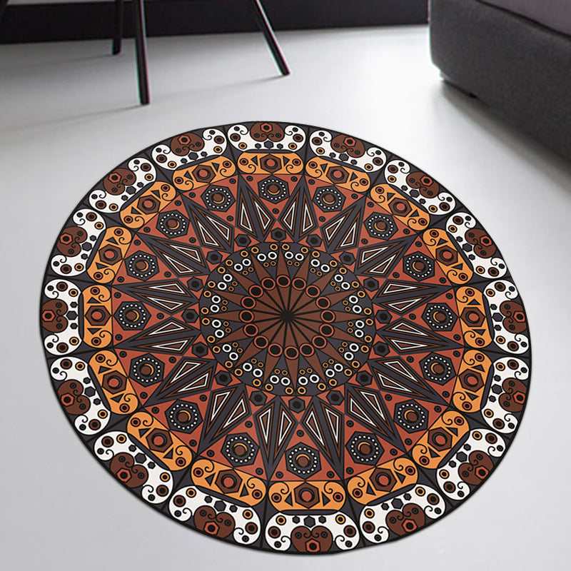 Moroccan Flower Carpet White and Red Polyester Carpet Non-Slip Backing Machine Washable Carpet for Bedroom