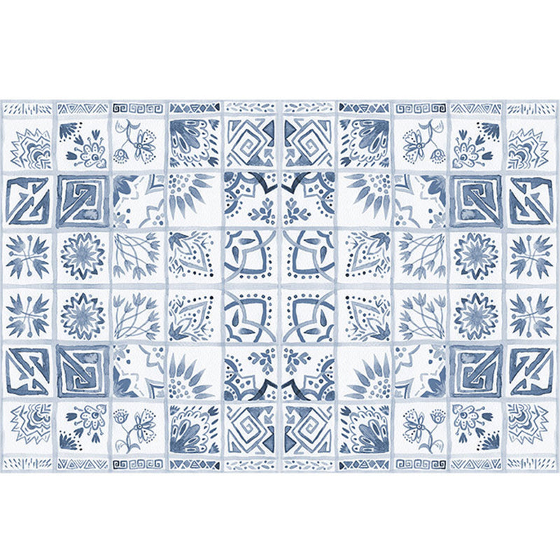 Oriental Flower Square Pattern Carpet in White Moroccan Carpet Polyester Non-Slip Back Carpet for Bedroom
