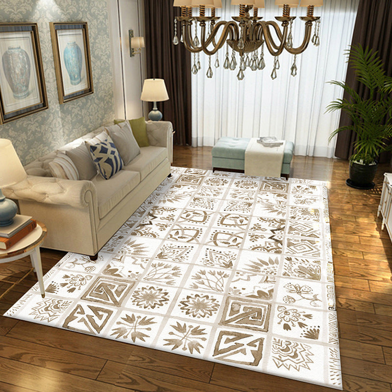 Oriental Flower Square Pattern Carpet in White Moroccan Carpet Polyester Non-Slip Back Carpet for Bedroom