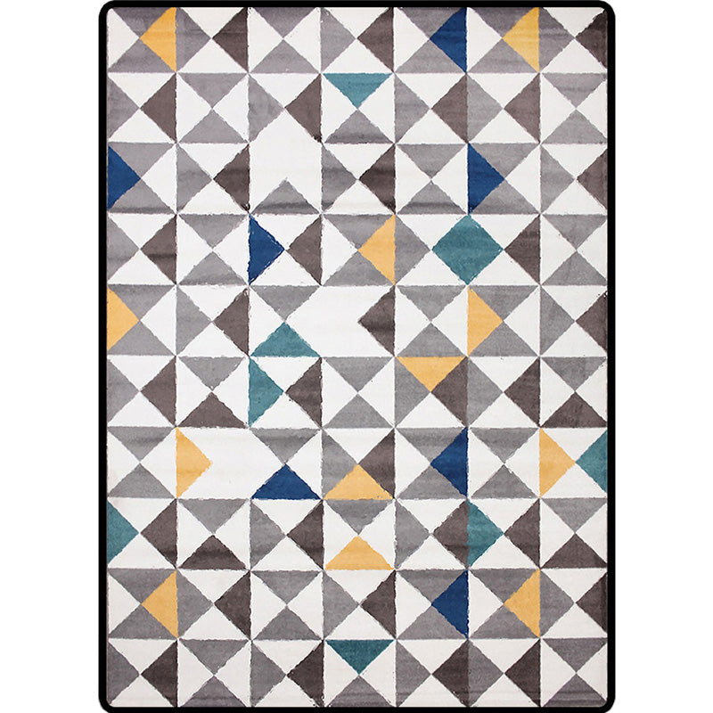Scandinavian Modern Rug in White Geometric Triangle Pattern Rug Polyester Washable Rug for Home Decor
