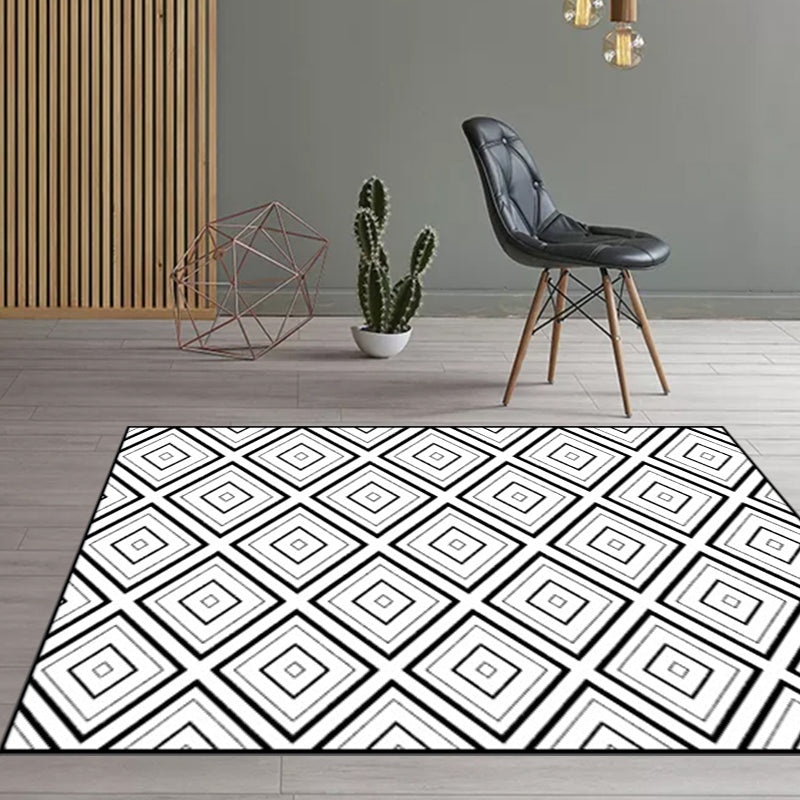 White Bedroom Rug Modern Diamond Pattern Area Rug Polyester Pet Friendly Machine Washable Rug
