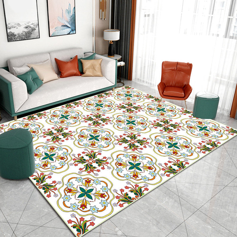 Ivory Bedroom Carpet Moroccan Motif Pattern Carpet Polyester Washable Stain Resistant Carpet