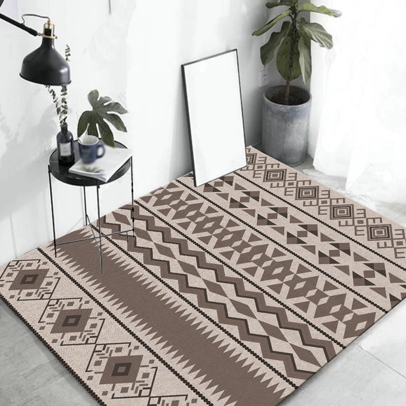 Southwestern Living Room Rug in Brown Diamond Triangle Print Rug Polyester Washable Area Rug