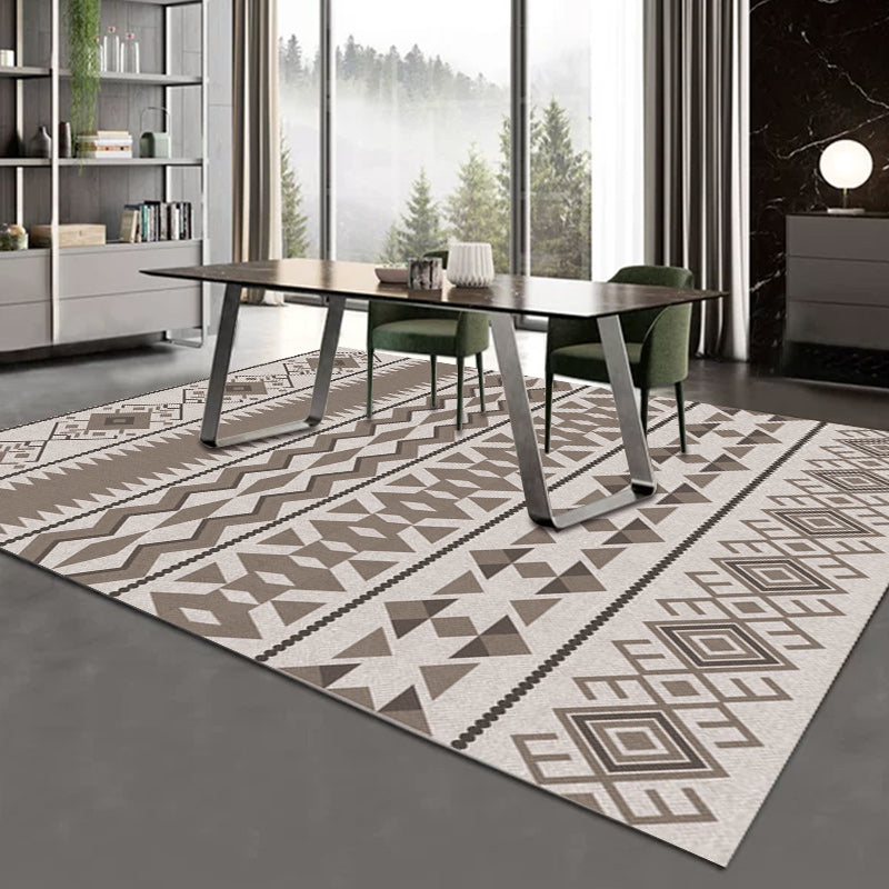 Southwestern Living Room Rug in Brown Diamond Triangle Print Rug Polyester Washable Area Rug