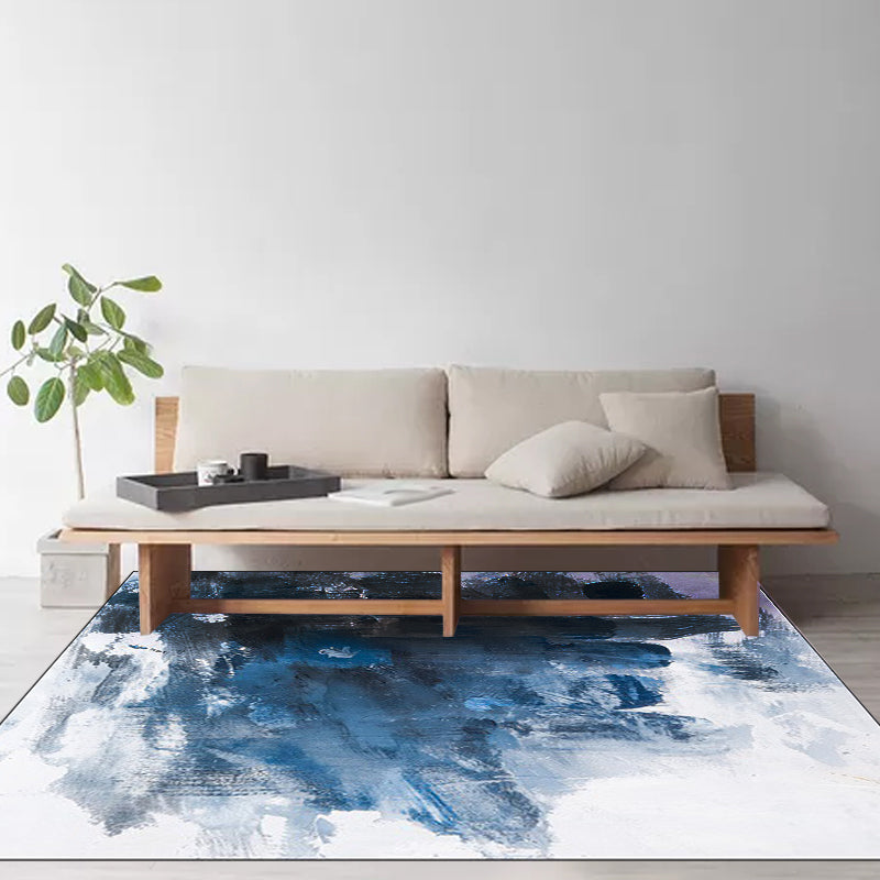 Novelty Modern Rug in Blue and White Abstract Oil Painting Pattern Rug Polyester Washable Rug for Home Decor