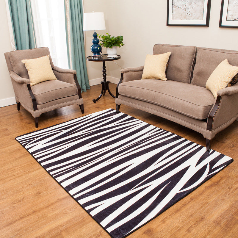 Modern Zebra Print Rug Black and White Rug Power Loom Washable Rug for the Living Room