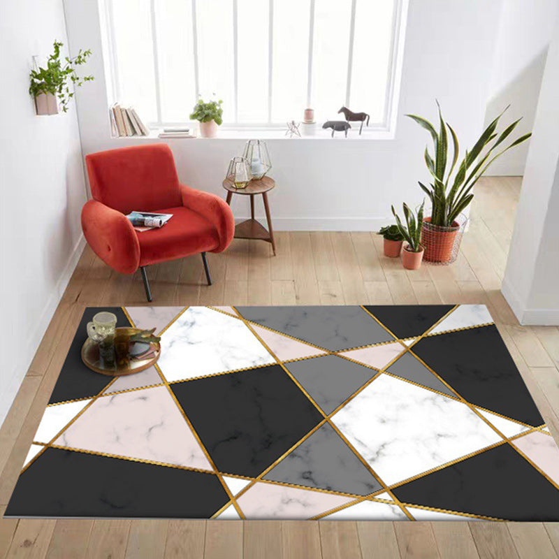 Black and Pink Modern Rug Polyester Color Block Rug Washable Non-Slip Back Rug for Living Room