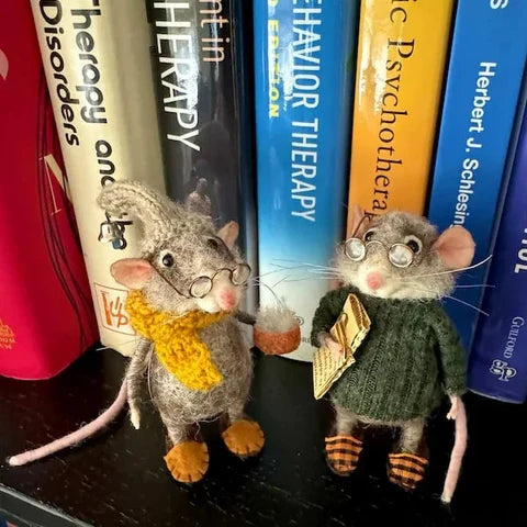 Handmade Felted Mouse Decoration | Eco-Friendly Wool | Holiday Ornament & Gift
