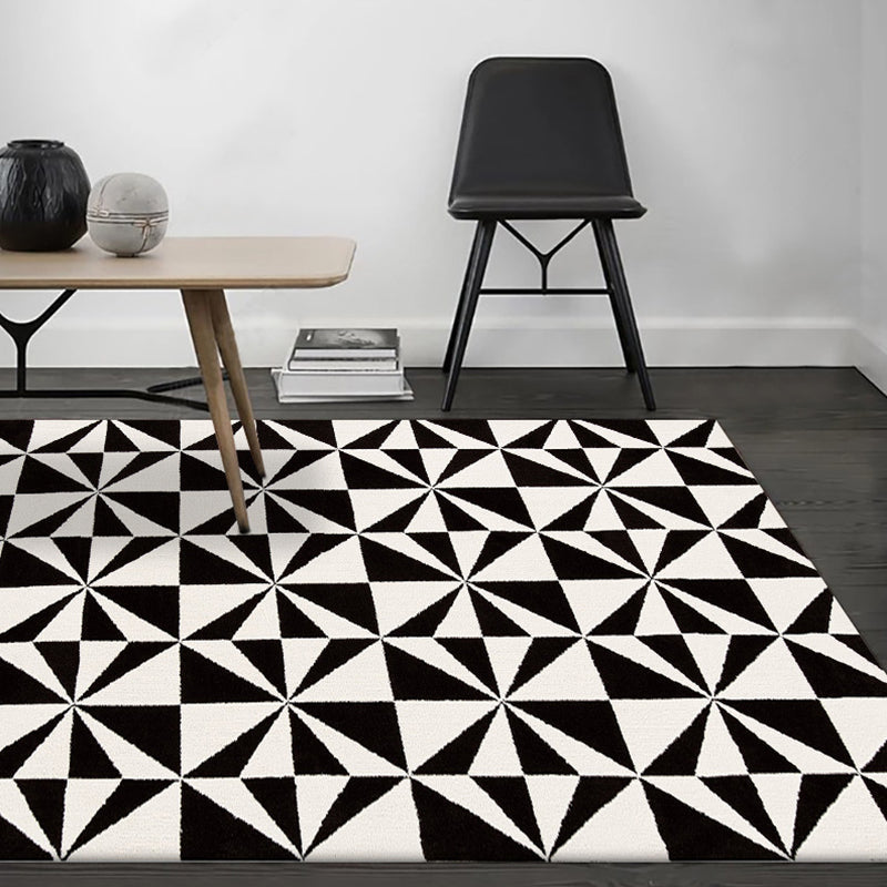 Black and white bedroom rug modern geometric triangle pattern area rug made of polyester, stain-resistant rug