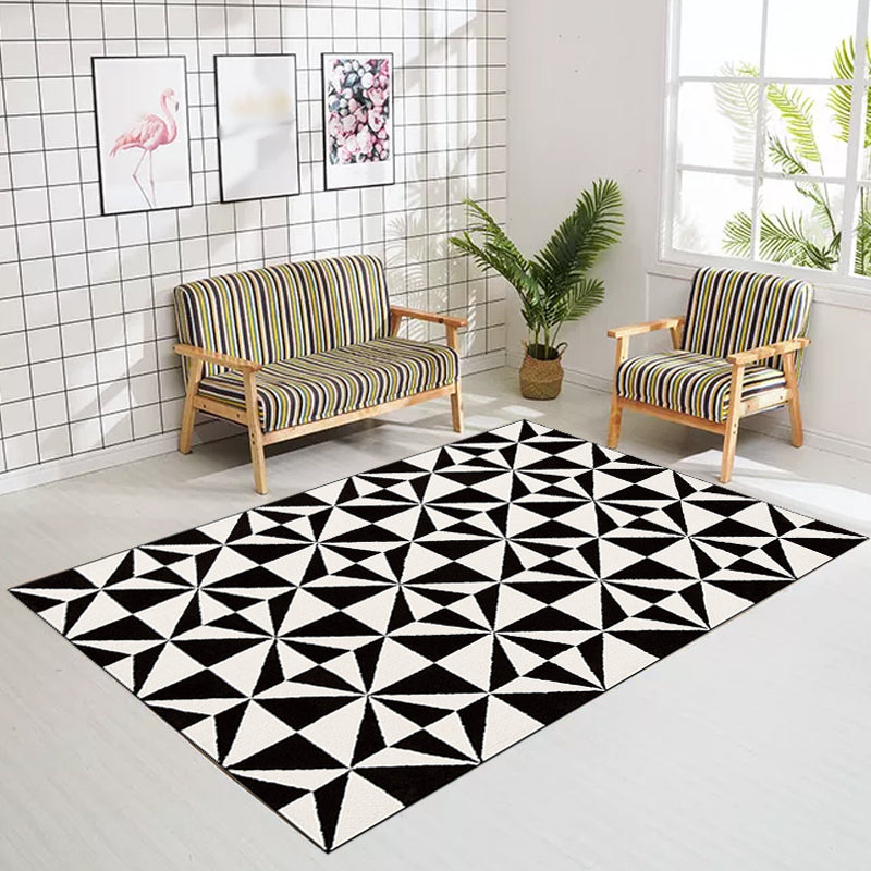 Black and white bedroom rug modern geometric triangle pattern area rug made of polyester, stain-resistant rug