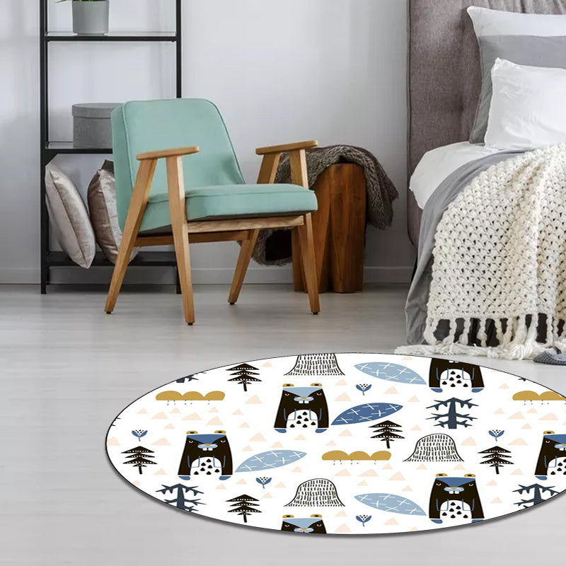 White Children's Room Rug Children's Animal Squirrel Tree Triangle Pattern Rug Polyester Washable Non-Slip Rug