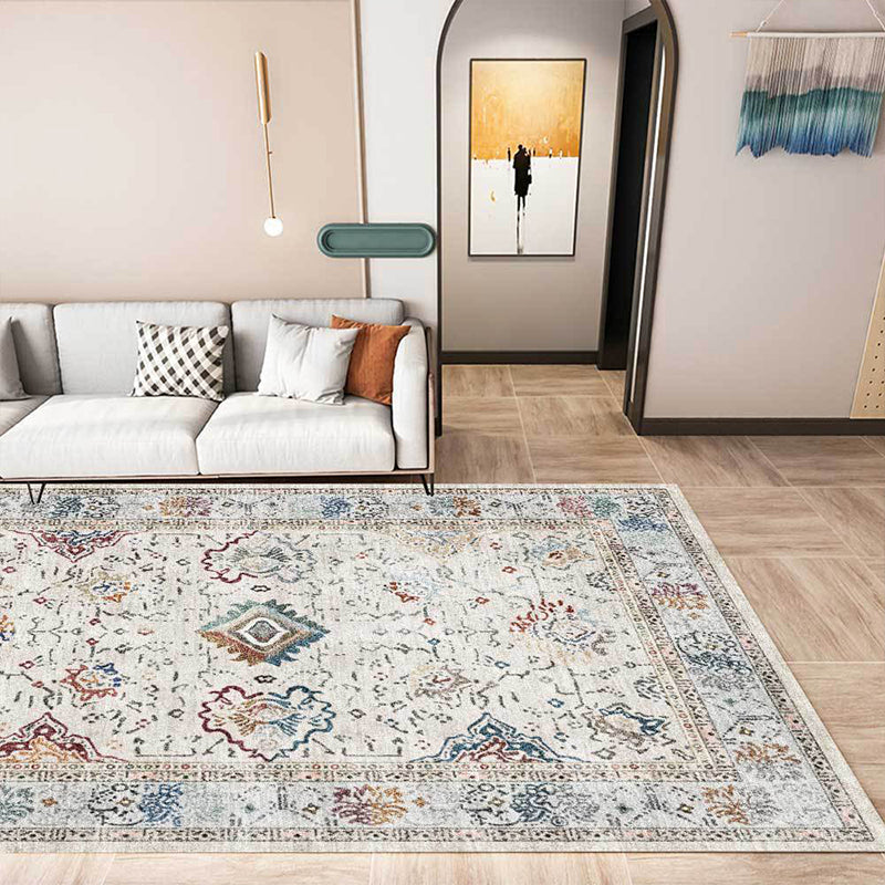 Shabby Chic Medallion Pattern Carpet Gray Polyester Carpet Machine Washable Non-Slip Backing Carpet for Living Room