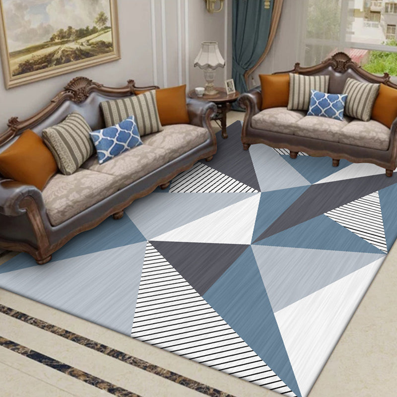 Modern living room rug in gray and blue color block triangle stripe print rug polyester stain-resistant rug