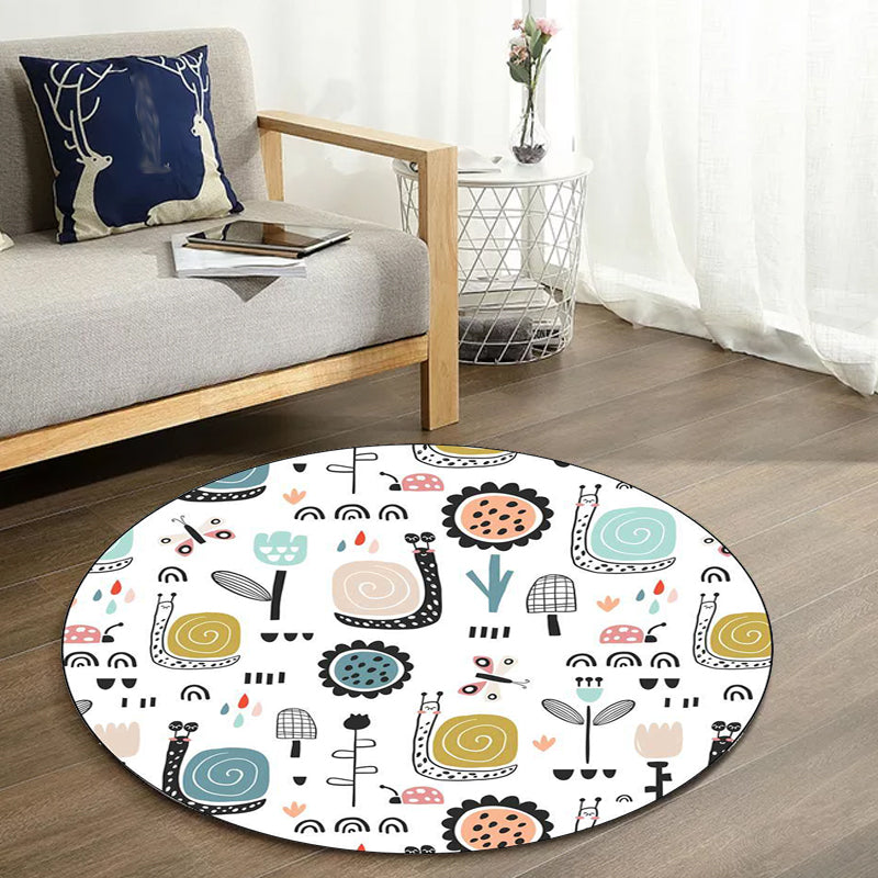 Unique Children's Carpet in White Animal Snail Butterfly Flower Pattern Carpet Polyester Non-Slip Rug for Children's Room