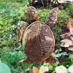 Wood sculpture Hawaii turtle