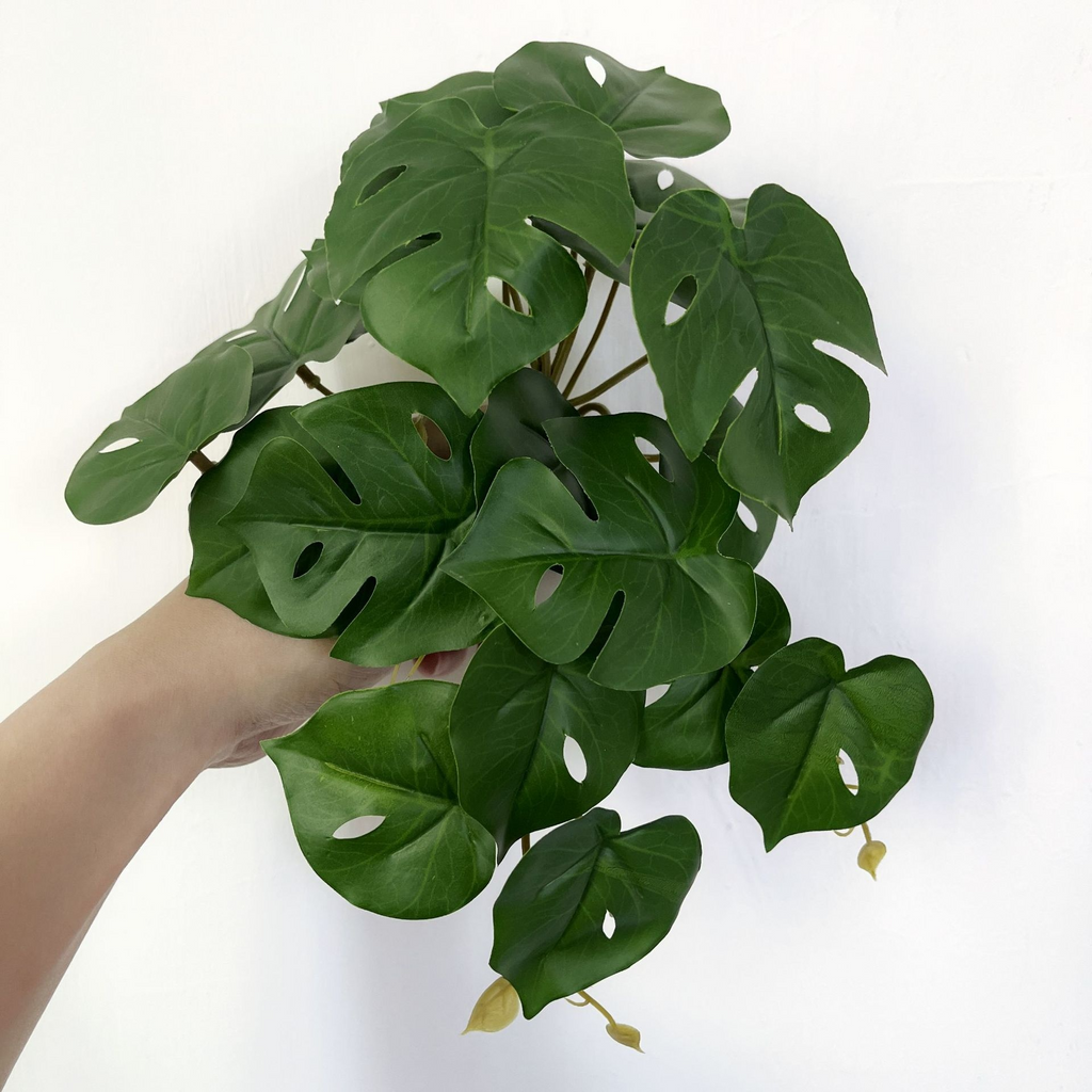 Artificial Hanging Plant for Natural Decoration in Indoor and Outdoor Areas