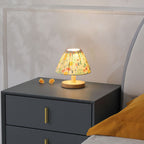 Modern Minimalist Creative Iron Flower Shape 1-Lamp Table Lamp