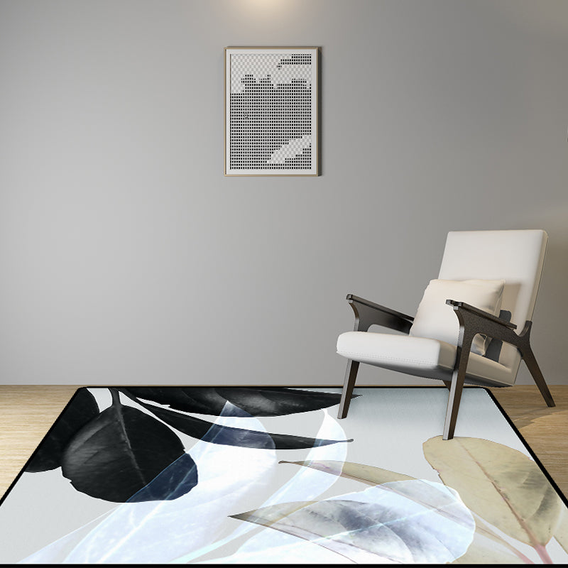 Black and White Oriental Carpet Polyester Leaf Pattern Carpet Washable Non-Slip Backing Rug for Living Room