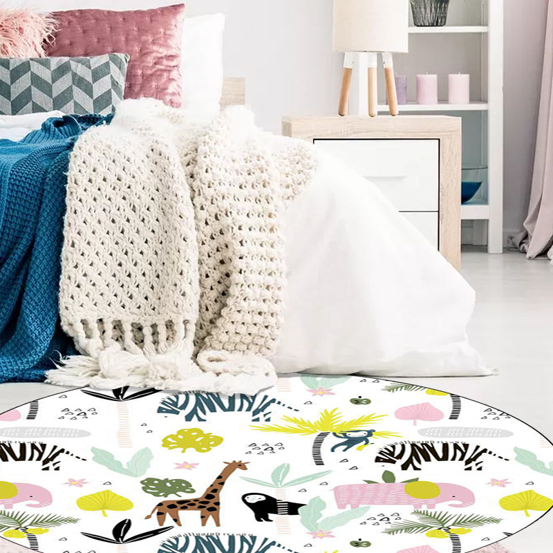 White Children's Room Rug Kids Animal Giraffe Zebra Elephant Pattern Area Rug Polyester Non-Slip Underlay Rug