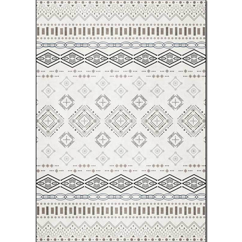Classic Geometric Pattern Carpet White Vintage Carpet Polyester Washable Non-Slip Back Carpet for Bedroom
