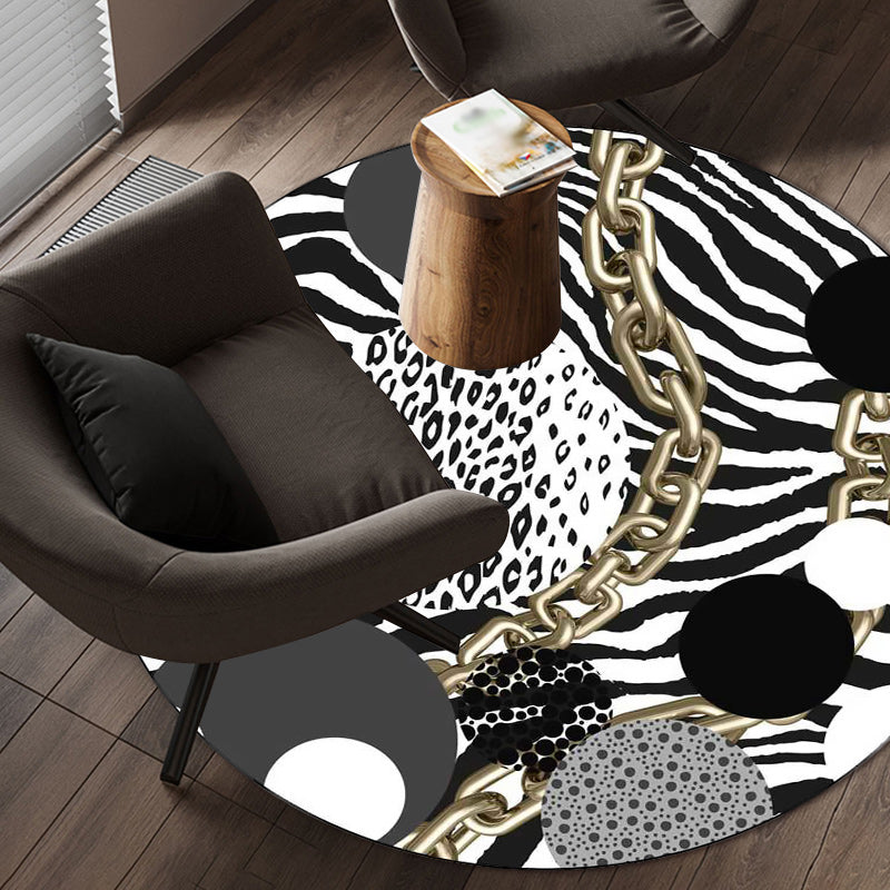 Simple modern rug in black and white zebra stripes leopard chain circle pattern rug polyester washable flooring for bedroom