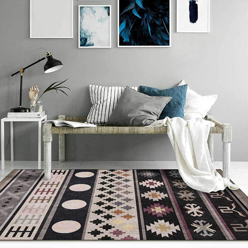 Black Southwestern Rug Polyester Tribal Pattern Rug Washable Non-Slip Backing Rug for Living Room
