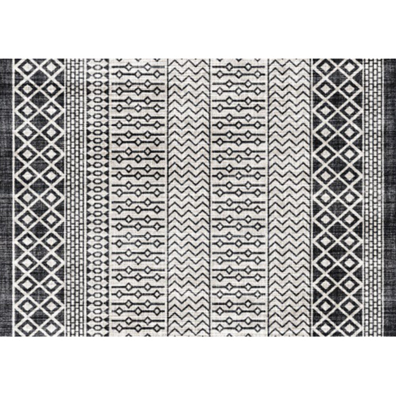 Southwestern Living Room Rug in Gray Geometric Stripes Diamond Print Rug Polyester Machine Washable Area Rug