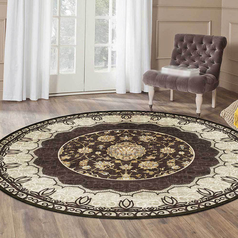 Classic medallion pattern rug with floral brown tribal rug made of polyester, washable, non-slip backing, rug for the living room