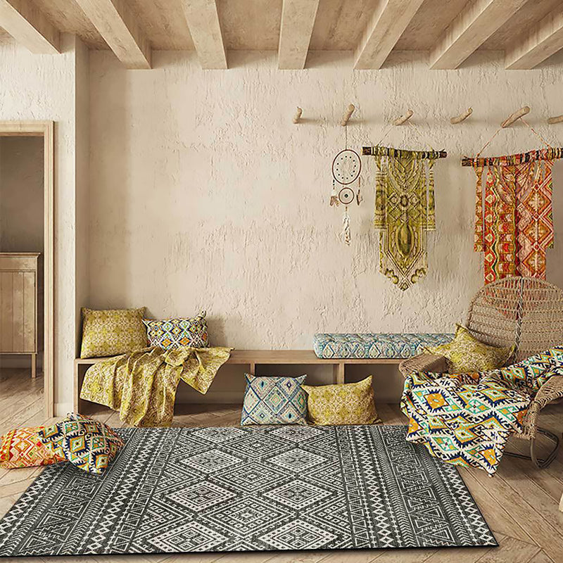 Americana Southwestern Rug in Gray Geometric Diamond Stripe Pattern Rug Polyester Non-Slip Rug for Home Decor