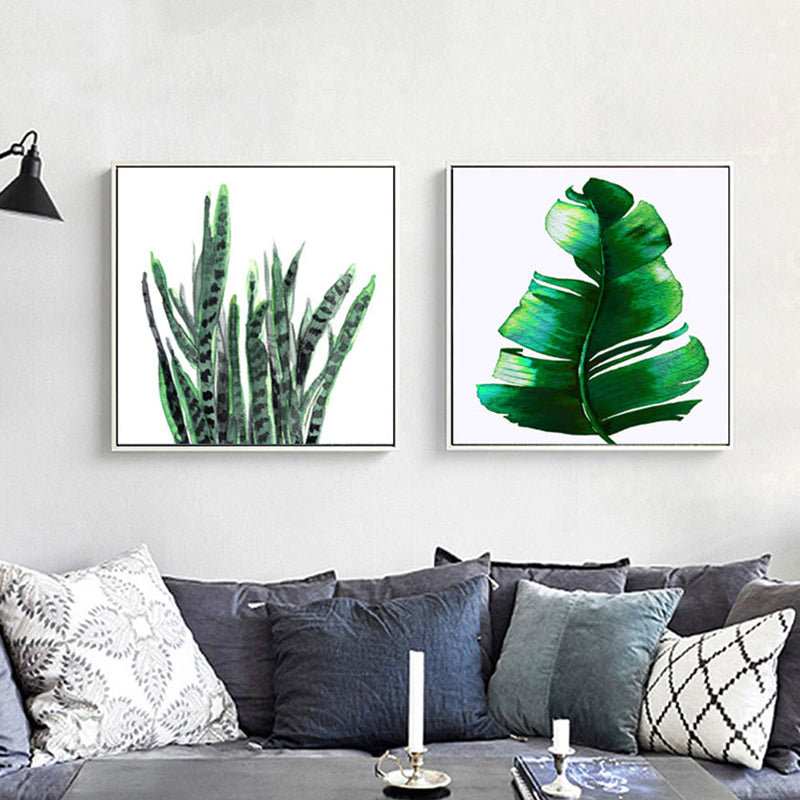 Stylish tropical leaf art print for bedroom Botanical wall decoration in green