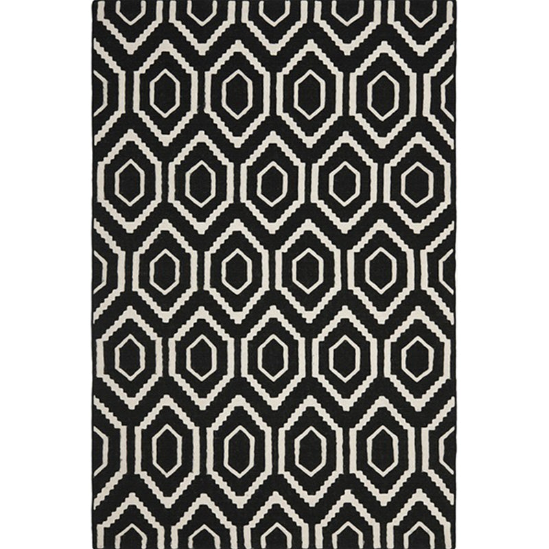 Nordic Modern Rug in Black Geometric Pattern Rug Polyester Machine Washable Non-Slip Rug for Home Decor