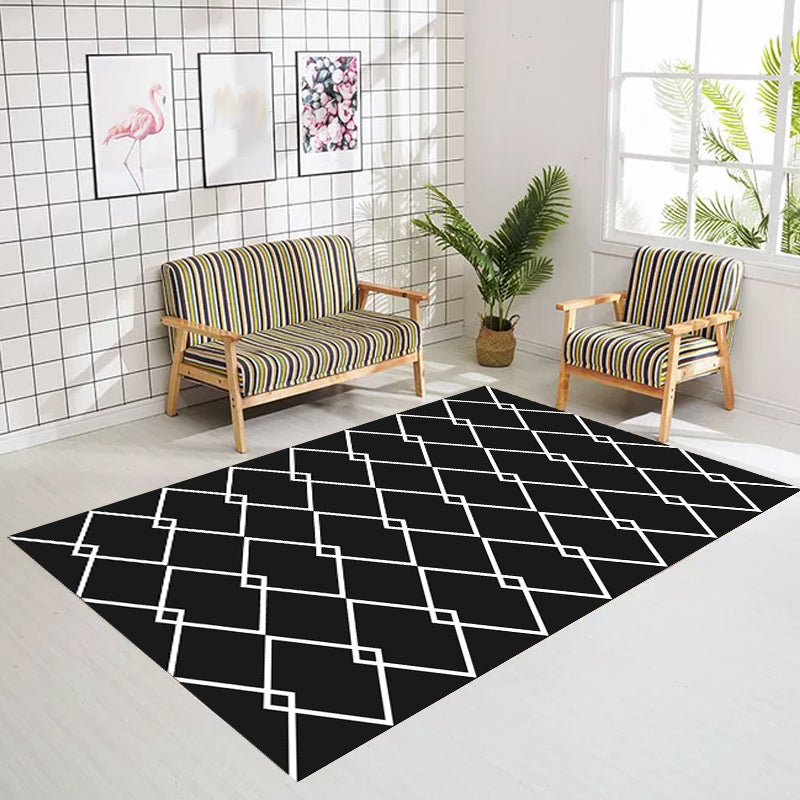 Scandinavian modern rug in black geometry rhombus pattern rug polyester anti-slip rug for home decoration