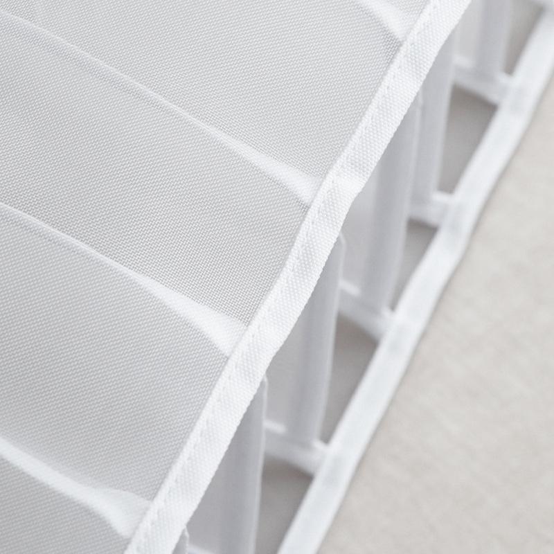 Dress storage made of mesh