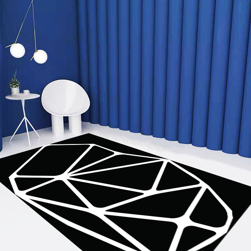 Black and White Bedroom Carpet Contemporary Geometric Pattern Rug Leather Pet Friendly Non-Slip Area Rug