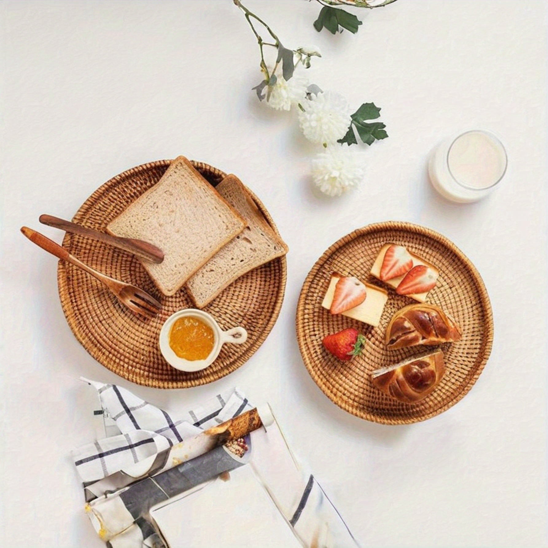 RattanCharm - Elegant Handmade Rattan Serving Bowl