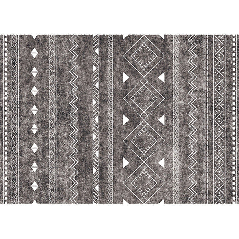 White and black bohemian carpet Polyester striped pattern carpet pet-friendly washable non-slip backing carpet for decoration