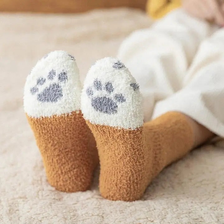 Cozy Cat Paw Socks – Plush Fleece Ankle Socks with Elastic Fit