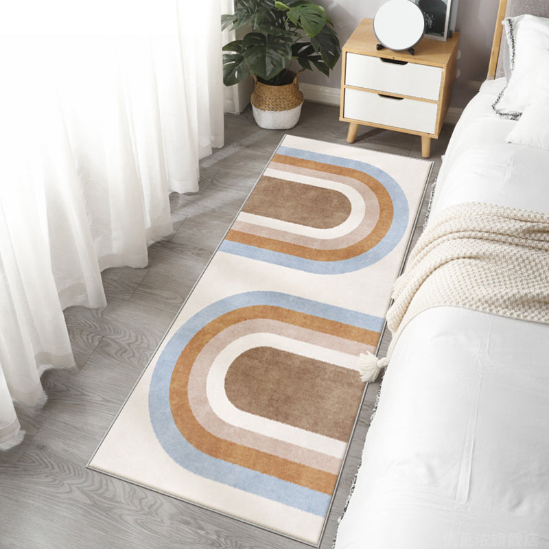 Stylish brown Nordic carpet polyester geometric pattern carpet washable pet-friendly non-slip carpet for the living room
