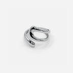 Sculptural Silver Ring – Modern Design for Timeless Elegance