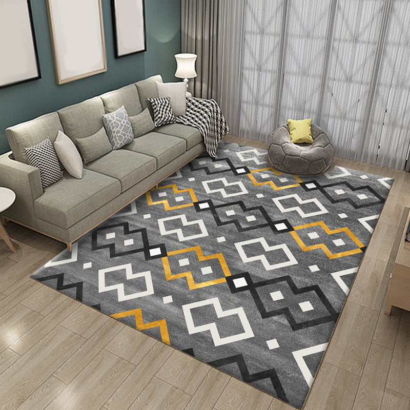 Multicolored geometric patterned rug Polyester rug Pet-friendly Washable Non-slip rug for the living room
