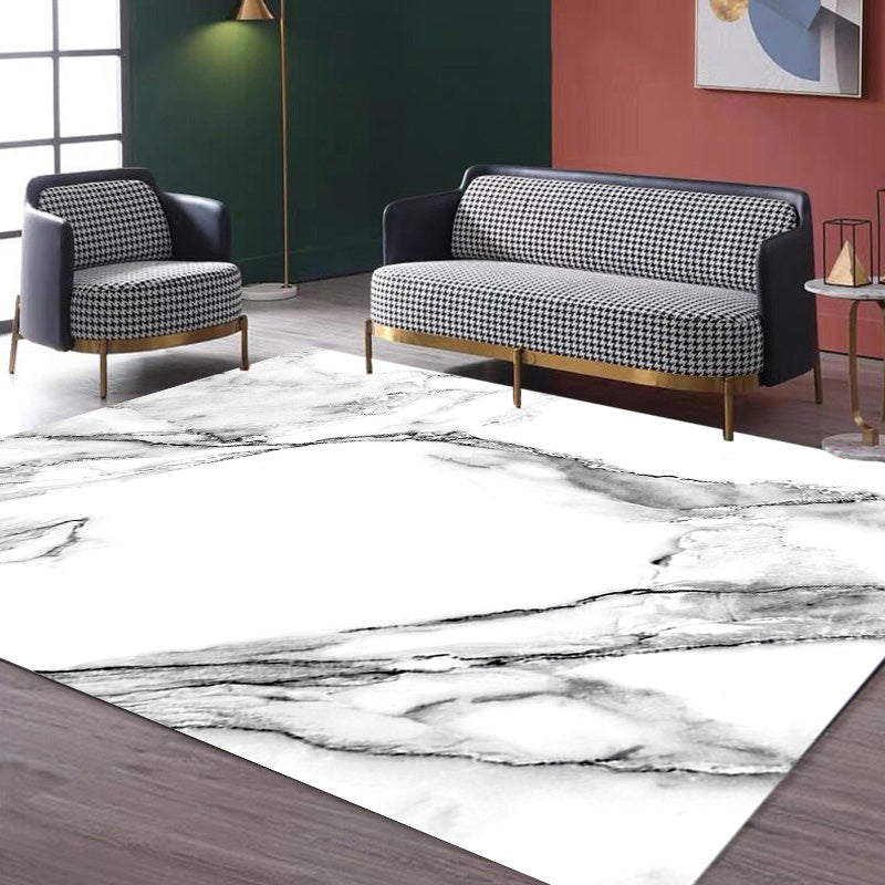 Casual Abstract Rug Black and White Modernist Area Rug Polyester Non-Slip Pet-Friendly Washable Rug for the Living Room