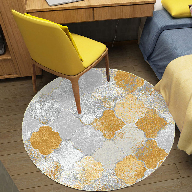 Gold geometric ogee pattern rug synthetic Moroccan area rug washable pet-friendly rug for decoration