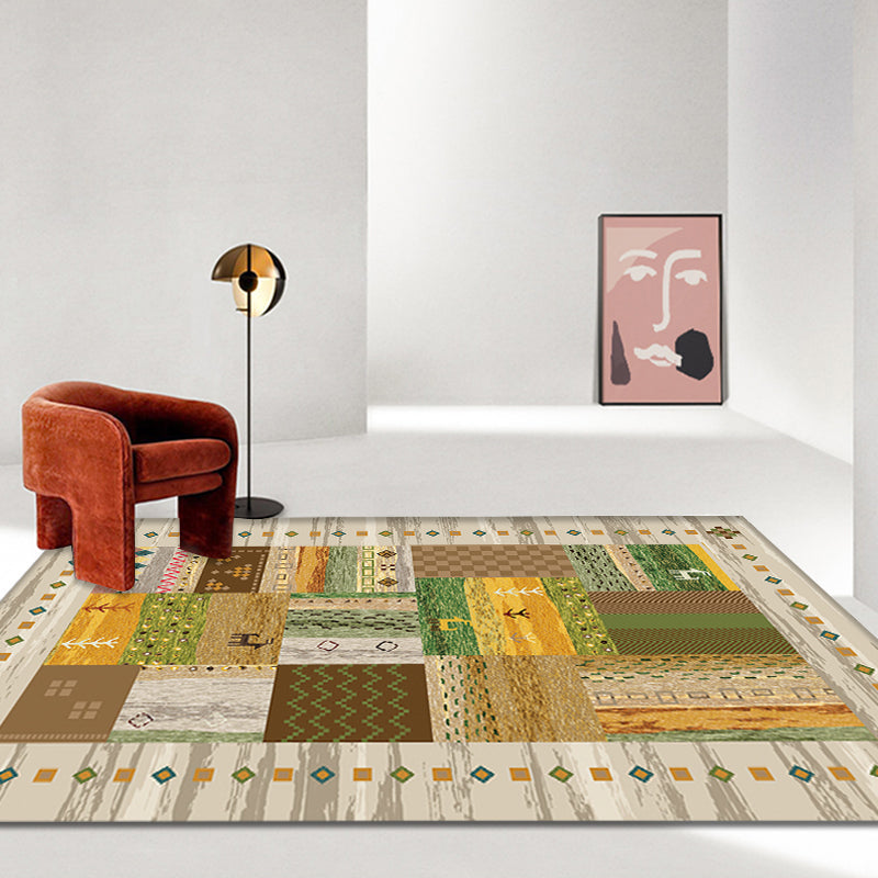 Brown and Green Southwestern Rug Polypropylene Tribal Diamond Pattern Rug Pet Friendly Washable Non-Slip Rug for Decoration