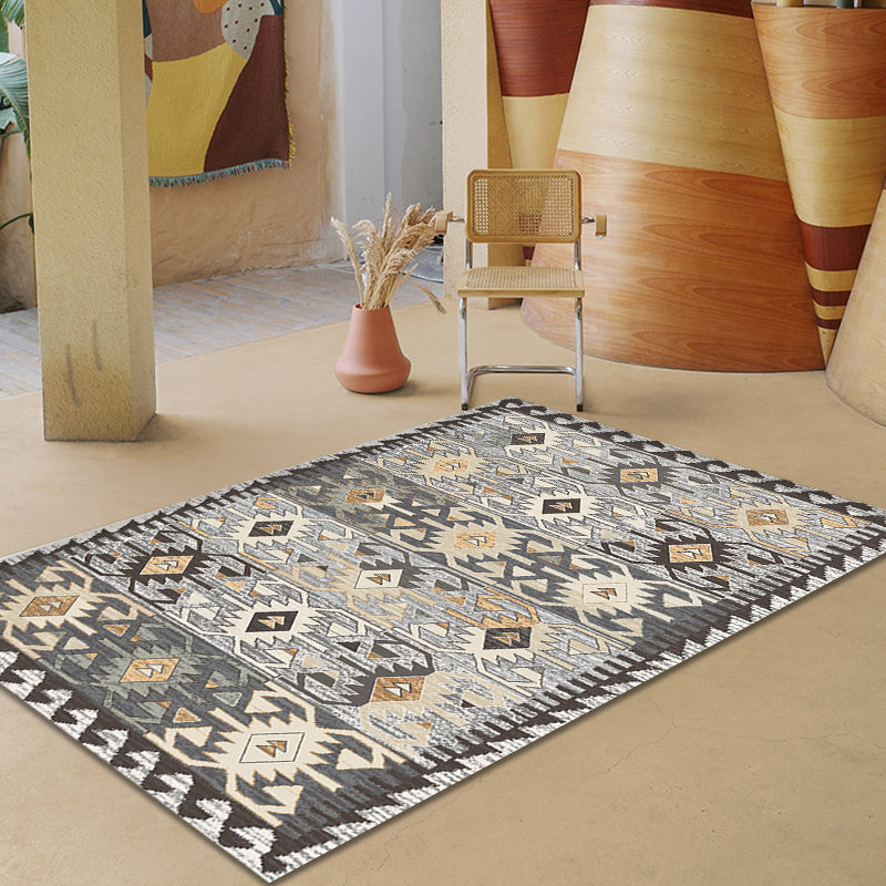 Gray Tribal-Diamond Pattern Rug Polypropylene Bohemian Rug Washable Non-Slip Back Rug for Living Room