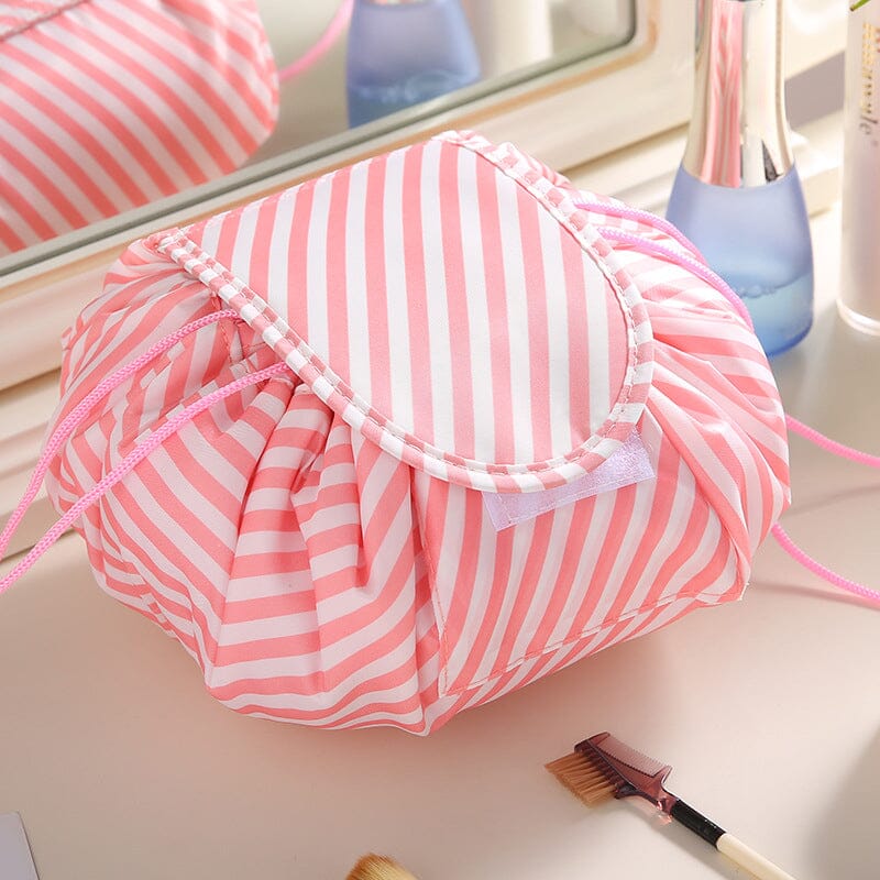 Magic cosmetic pouch