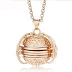 Expanding Angel Wings Necklace
